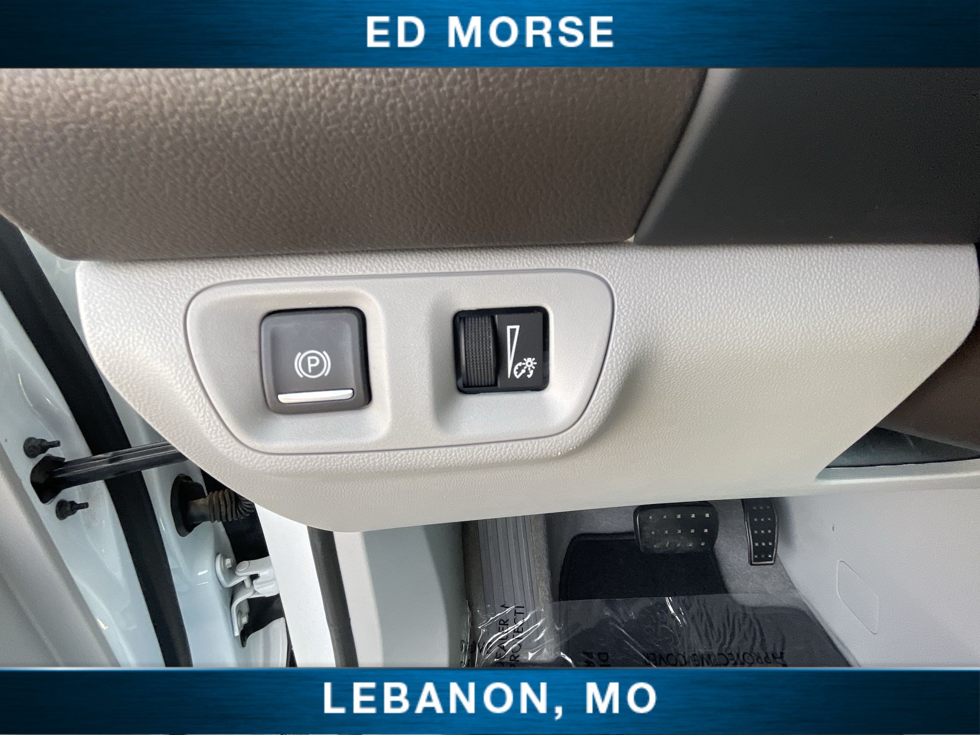Certified 2019 GMC Acadia SLT FWD image 17