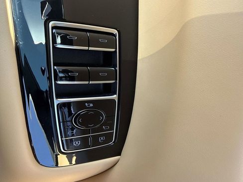 New 2026 Cadillac Escalade IQL Luxury w/ LPO, Premium Carpet Package image 20