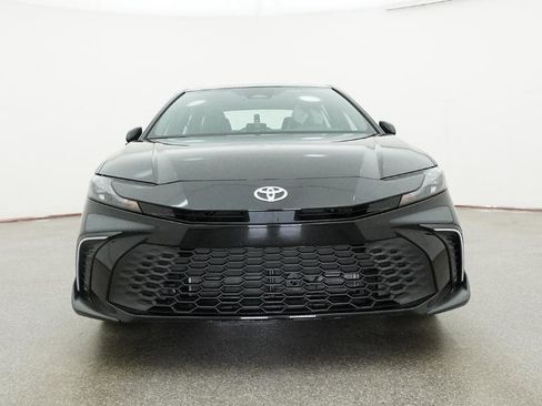 New 2026 Toyota Camry SE FWD image 18