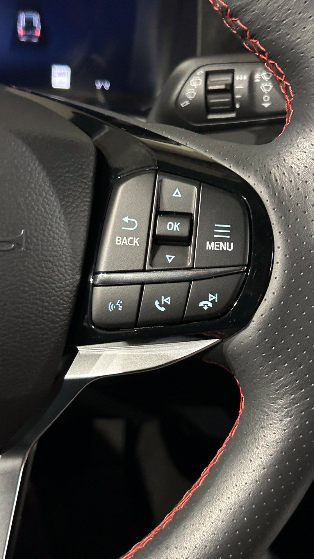 Used 2026 Ford Explorer ST-Line AWD/4WD image 85