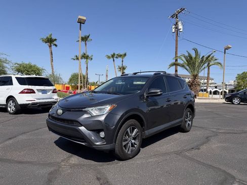 Used 2018 Toyota RAV4 XLE w/ Plus Extra Value Package FWD image 2