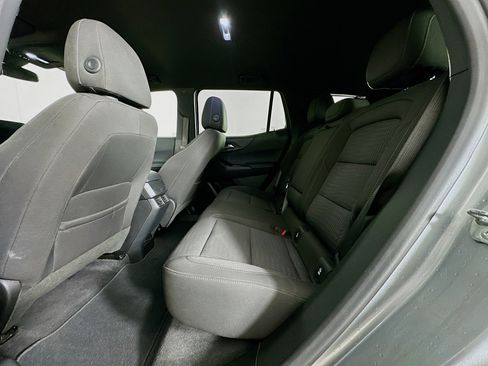 Used 2025 Chevrolet Equinox LT image 27