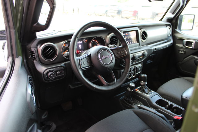 Used 2022 Jeep Wrangler Unlimited Sport AWD/4WD image 15