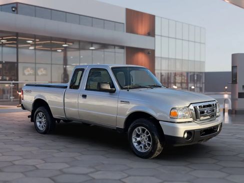 Used 2010 Ford Ranger XLT image 2