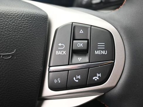 New 2026 Ford Explorer Active image 17