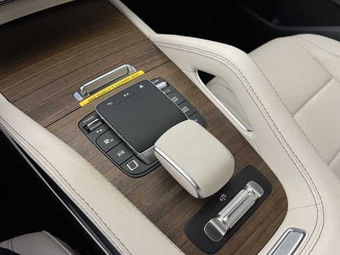 New 2025 Mercedes-Benz GLS 450 4MATIC image 34