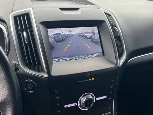 Used 2020 Ford Edge ST w/ Cold Weather Package AWD/4WD image 18