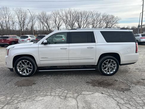 Used 2018 GMC Yukon XL Denali w/ Denali Ultimate Package image 3