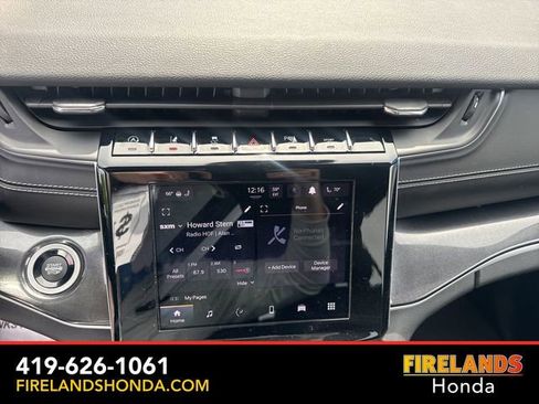 Used 2023 Jeep Grand Cherokee Altitude AWD/4WD image 19