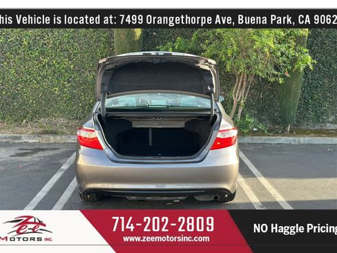 Used 2015 Toyota Camry LE image 16