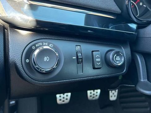 Used 2015 Chevrolet SS image 34