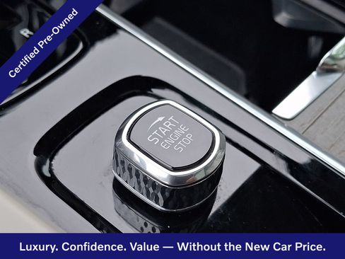 Certified 2024 Volvo XC60 B5 Plus w/ Protection Package Premier AWD/4WD image 23