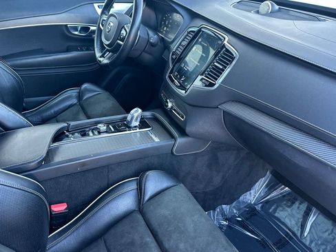 Used 2019 Volvo XC90 T8 R-Design w/ Advanced Package image 17