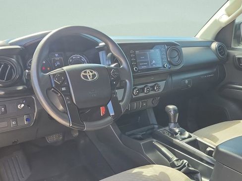 Used 2022 Toyota Tacoma SR image 14