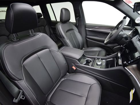 New 2026 Jeep Grand Cherokee Limited image 18