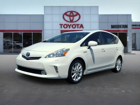 Used 2012 Toyota Prius V Five FWD image 1