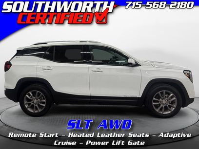 Used 2024 GMC Terrain SLT