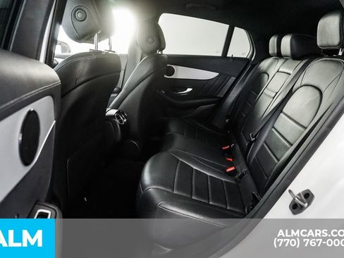 Used 2022 Mercedes-Benz GLC 300 4MATIC Coupe image 18