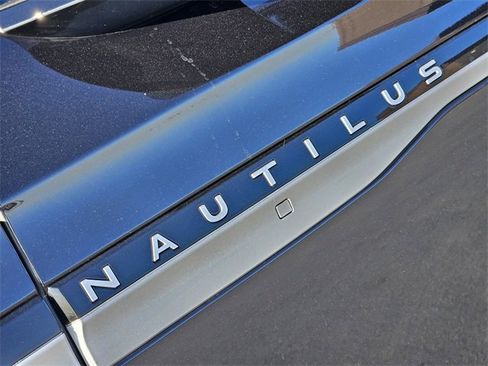 New 2026 Lincoln Nautilus Reserve image 11