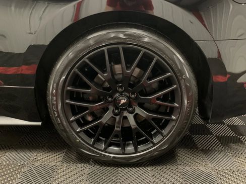 Used 2017 Ford Mustang GT w/ GT Performance Package image 15