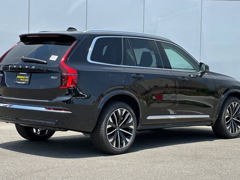 New 2025 Volvo XC90 B6 Ultra w/ Protection Package Premier image 5