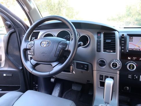Used 2013 Toyota Sequoia Limited AWD/4WD image 27