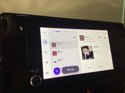 Certified 2024 Toyota Venza LE image 13