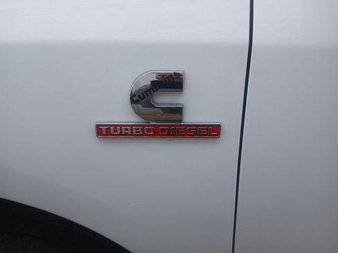 Used 2024 RAM 2500 Tradesman w/ Chrome Appearance Group AWD/4WD image 11