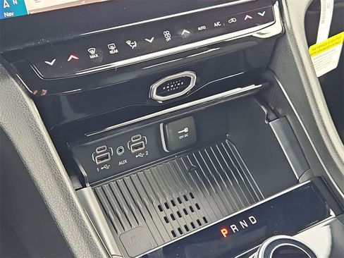 New 2026 Jeep Grand Cherokee Limited image 33