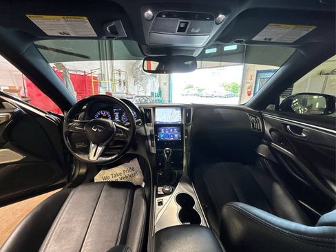 Used 2019 INFINITI Q60 3.0t Luxe w/ Essential Package AWD/4WD image 31