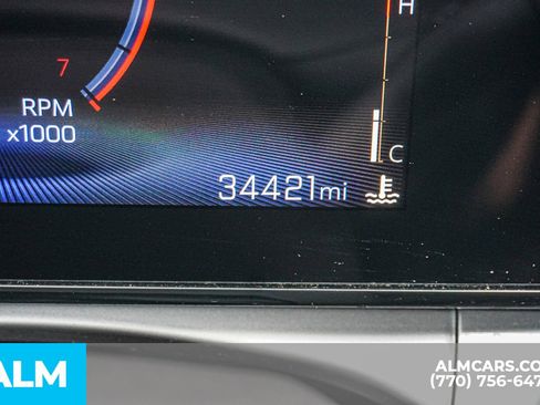 Used 2025 Chevrolet Trax LT w/ LT Convenience Package FWD image 62