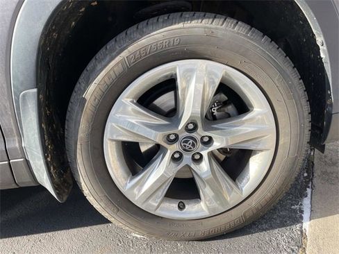 Used 2016 Toyota Highlander Limited image 7
