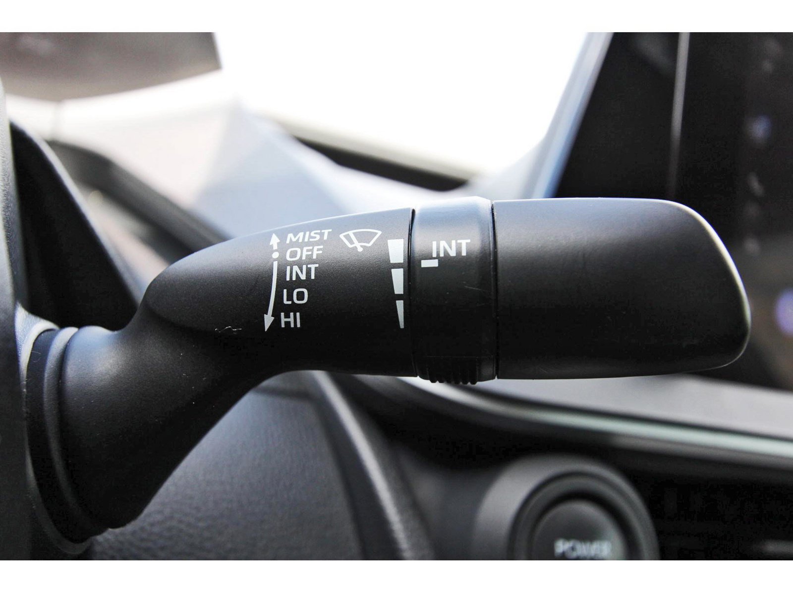 Used 2023 Toyota Prius LE FWD image 18