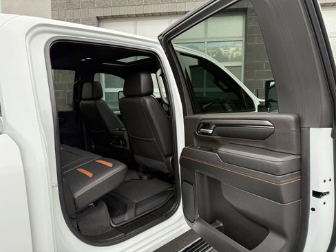 Used 2024 GMC Sierra 3500 AT4 w/ AT4 Premium Plus Package image 24