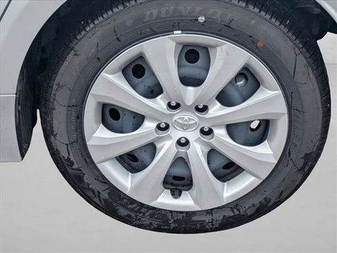 Used 2026 Toyota Corolla LE FWD image 15