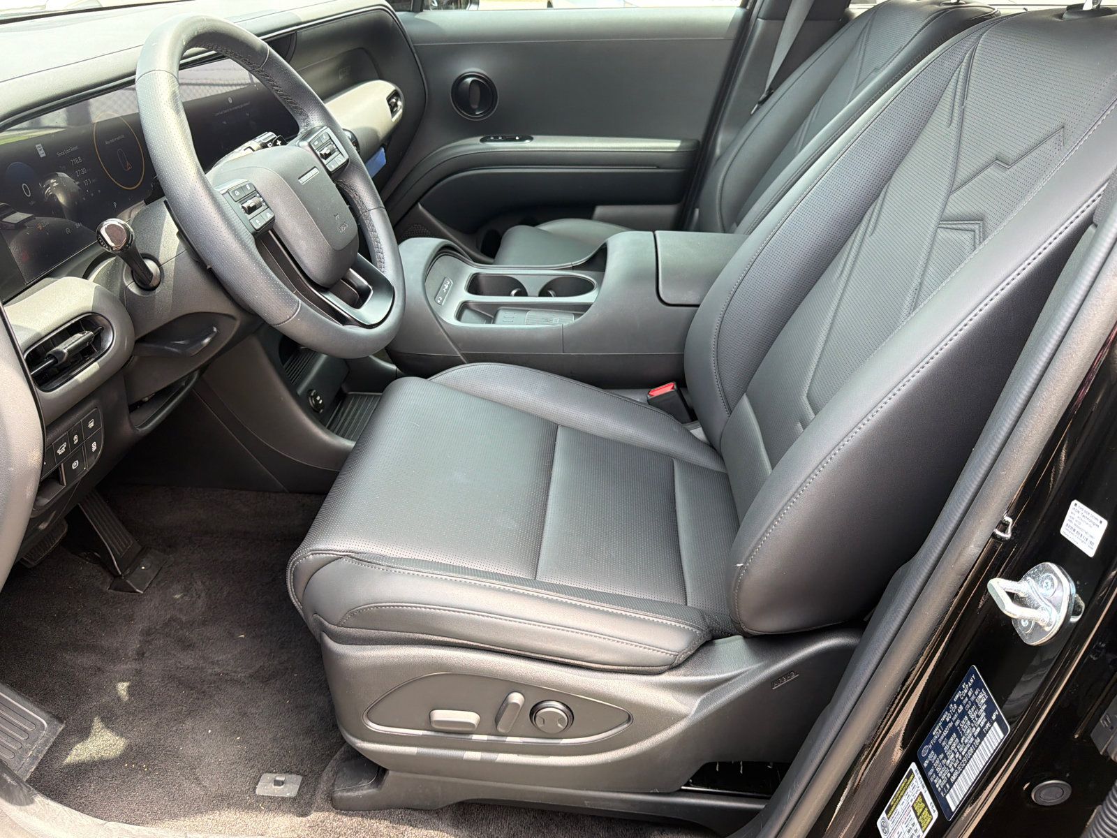 Certified 2026 Hyundai Palisade XRT Pro AWD/4WD image 3