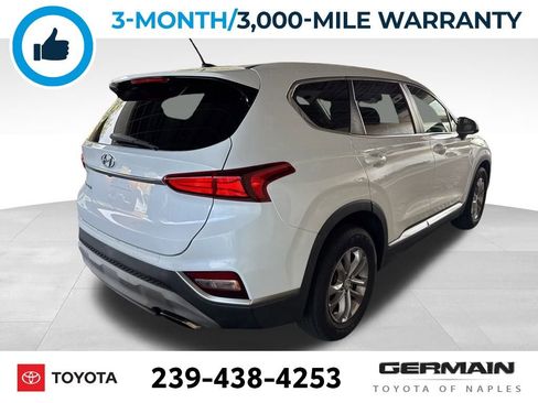 Used 2019 Hyundai Santa Fe SE image 6