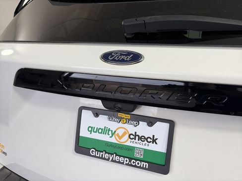 Used 2020 Ford Explorer ST w/ Premium Technology Package AWD/4WD image 18