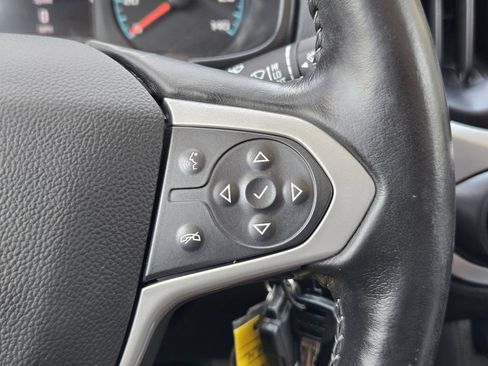 Used 2022 Chevrolet Colorado LT w/ Fleet Safety Package RWD image 28