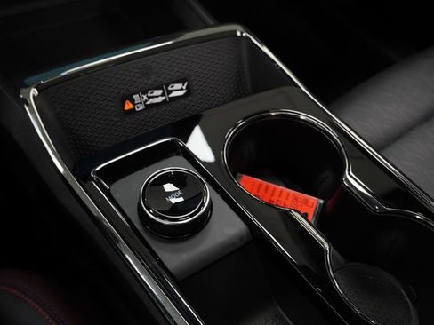 Certified 2025 Chevrolet Equinox RS w/ Safety and Technology Package FWD image 22