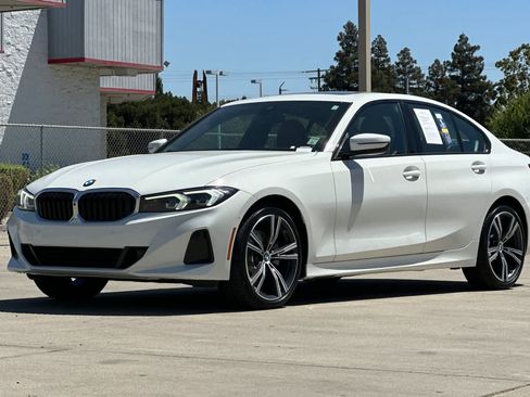 Used 2023 BMW 330i Sedan w/ Parking Assistance Package RWD image 7