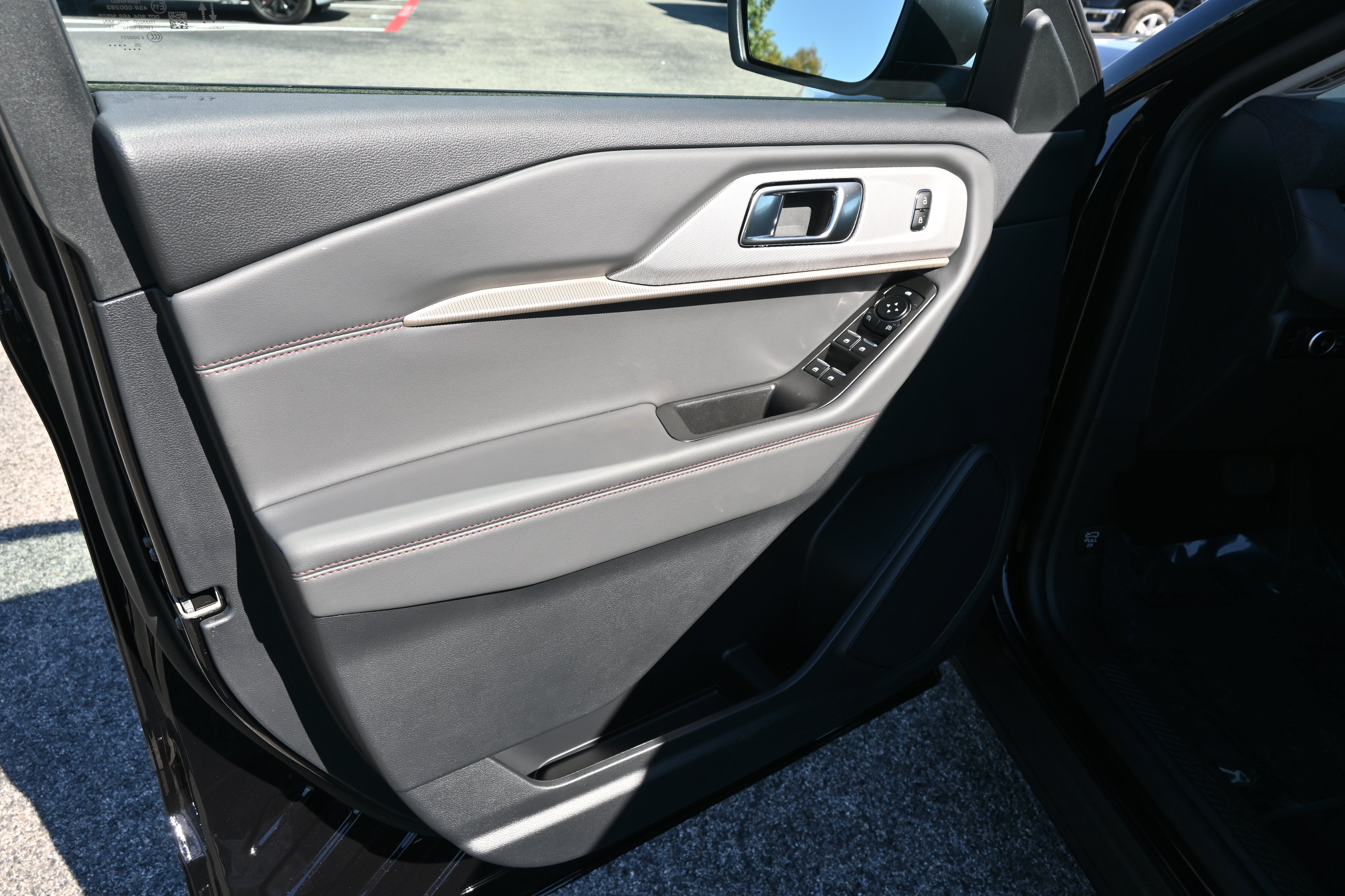 New 2026 Ford Explorer Active w/ Active Comfort Package RWD image 12