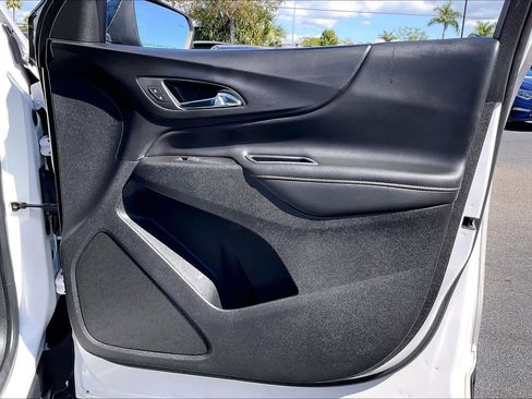 Used 2020 Chevrolet Equinox Premier image 23