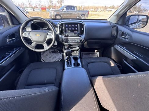Used 2020 Chevrolet Colorado LT AWD/4WD image 12