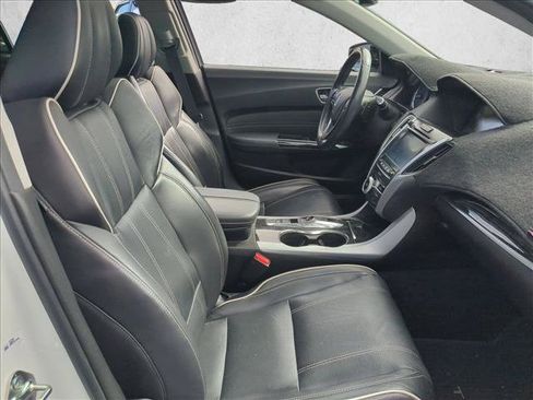 Used 2018 Acura TLX w/ Technology Package FWD image 17