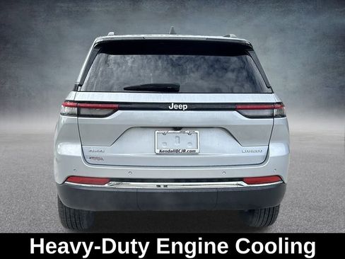 Certified 2024 Jeep Grand Cherokee Laredo X w/ Trailer Tow Package image 8