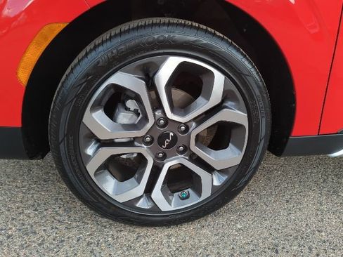 Used 2025 Kia Soul EX FWD image 25