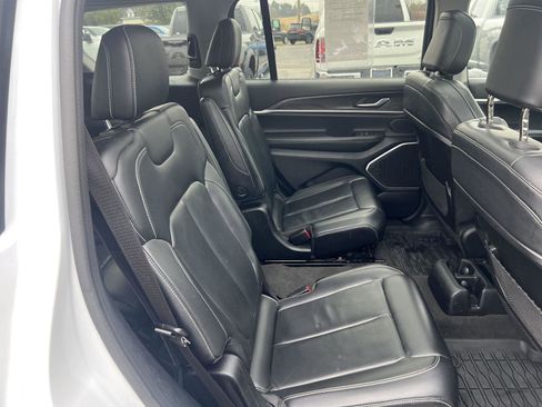 Used 2021 Jeep Grand Cherokee L Limited image 30