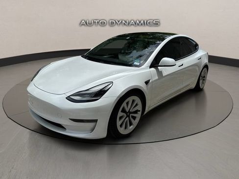 Used 2023 Tesla Model 3 Standard Range RWD image 1