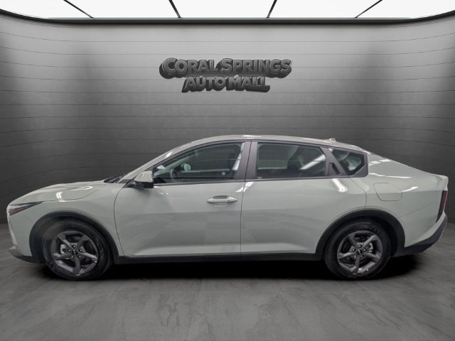 Used 2026 Kia K4 FWD image 4